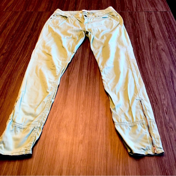 Jeans, Life in progress - Picture 3 of 7